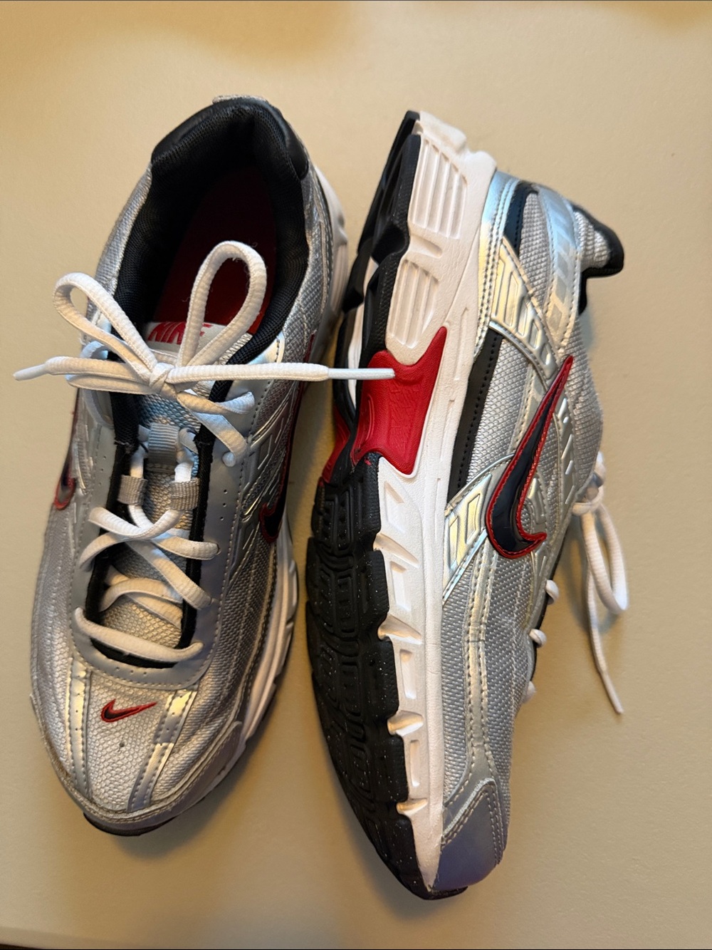 Nike Men’s Silver and Red Athletic Sneakers